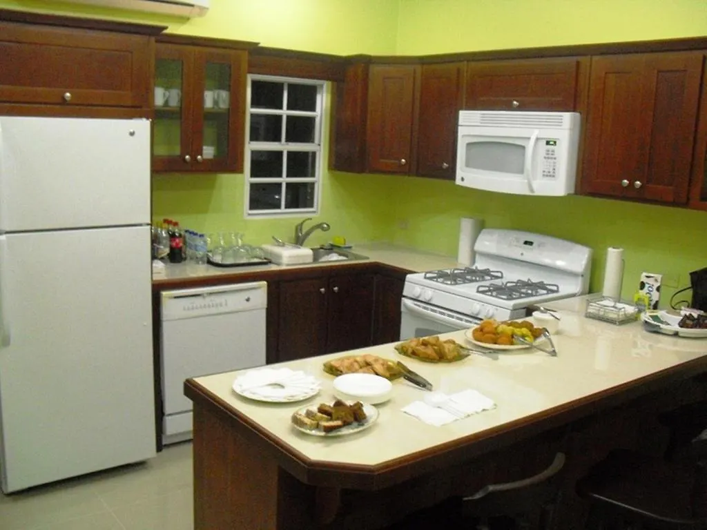 Piarco Village Suites Bed & Breakfast